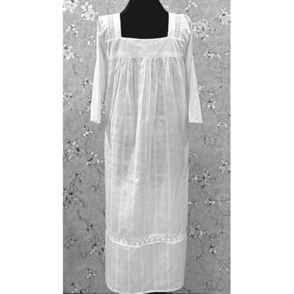 SoieRose Victorian 100% Cotton Nightgown with Square Neck & Lace Inset – SR-1231 - Picture 8 of 9